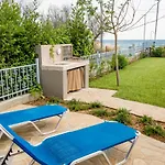 Azzurro Seafront Case de vacanță Nea Kallikrateia