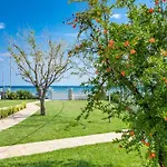 Case de vacanță Azzurro Seafront