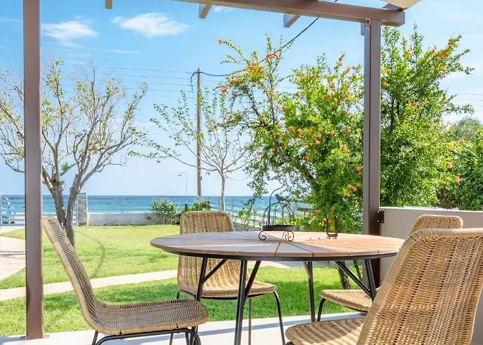 Azzurro Seafront Holiday home Nea Kallikrateia