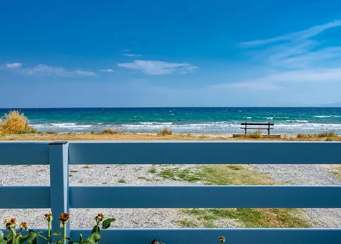 Azzurro Seafront Nea Kallikrateia