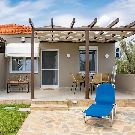 Azzurro Seafront Holiday home