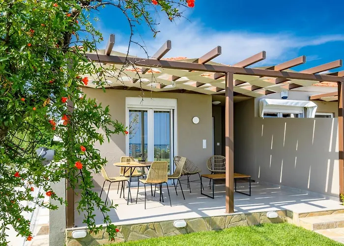 Дом отдыха Azzurro Seafront *