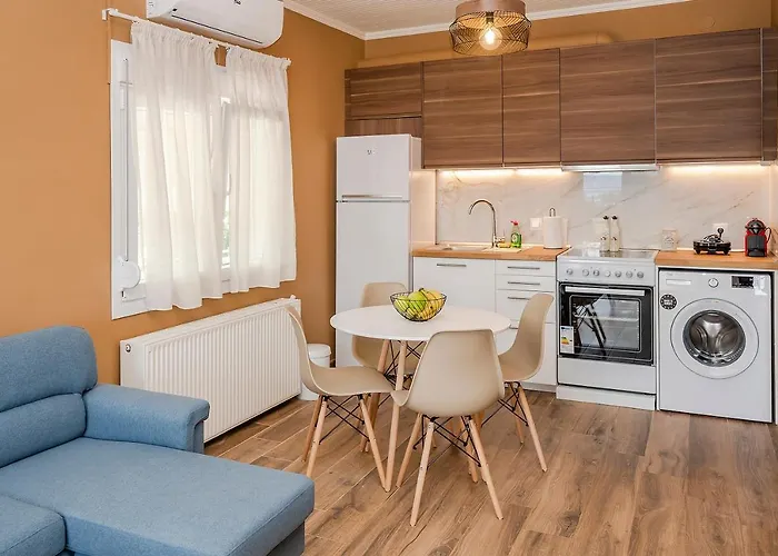 Azzurro Seafront Nea Kallikrateia