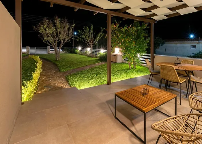 Azzurro Seafront Дом отдыха *